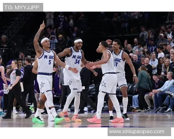NBA球员明星们在赛场上展现篮球魅力与激情的精彩瞬间